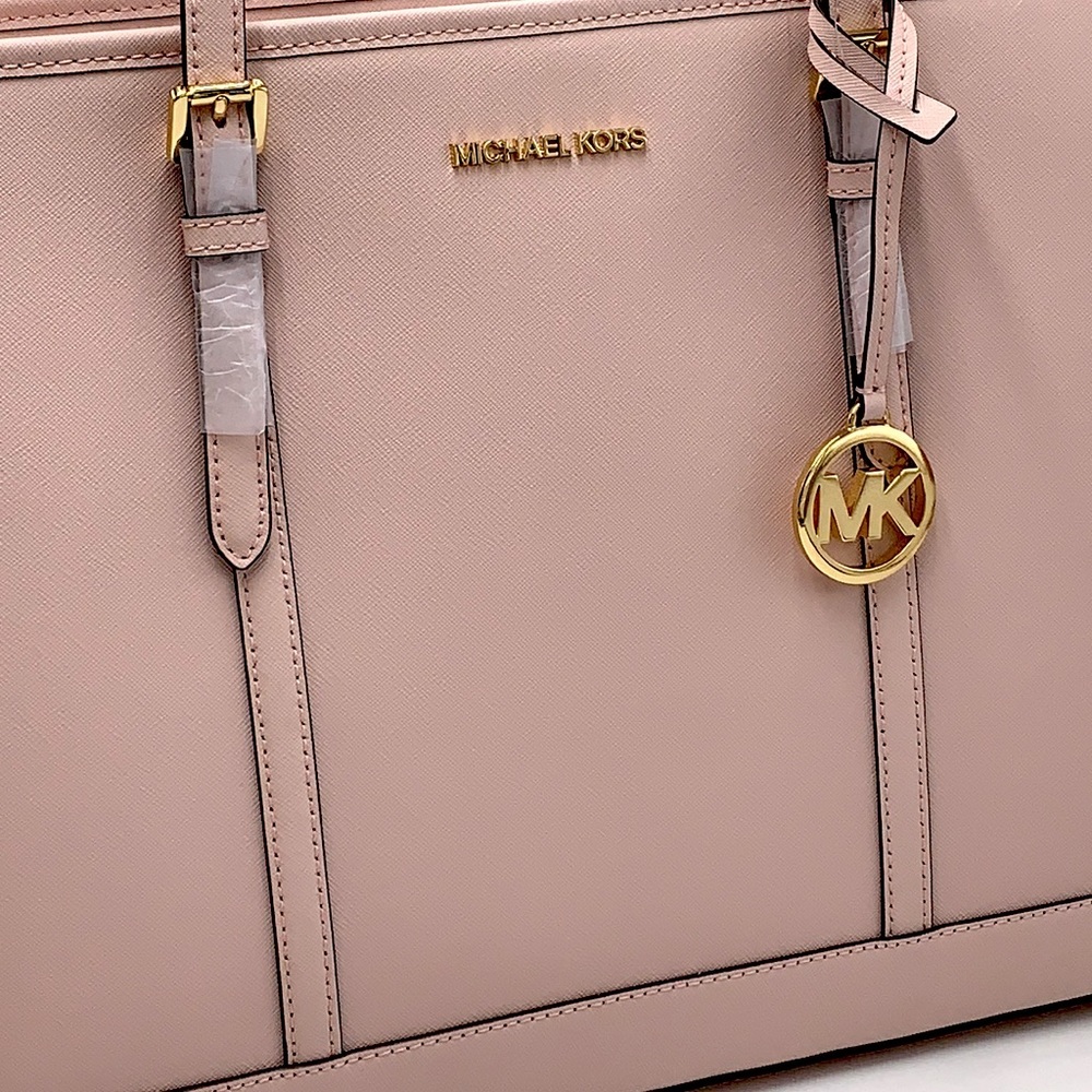 MICHAEL KORS POWDER BLUSH COLOR
Jet Set Travel Large Saffiano Leather Tote Bag - Picture 5 of 14